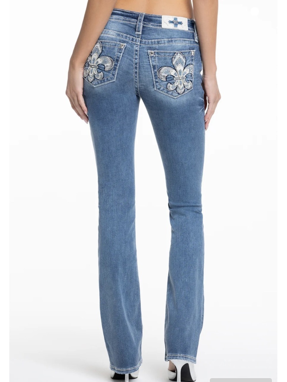 Miss Me Embellished Fleur de Lis Pocket Mid-Rise Boot Cut Jeans   Size 25